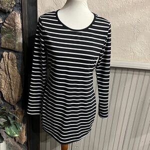 Black and White Striped Long Sleeve Top/Mini